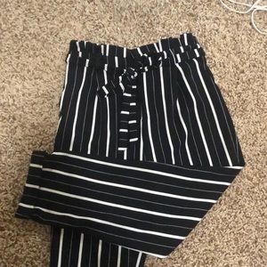 ✨traded✨High waisted cropped dress pants